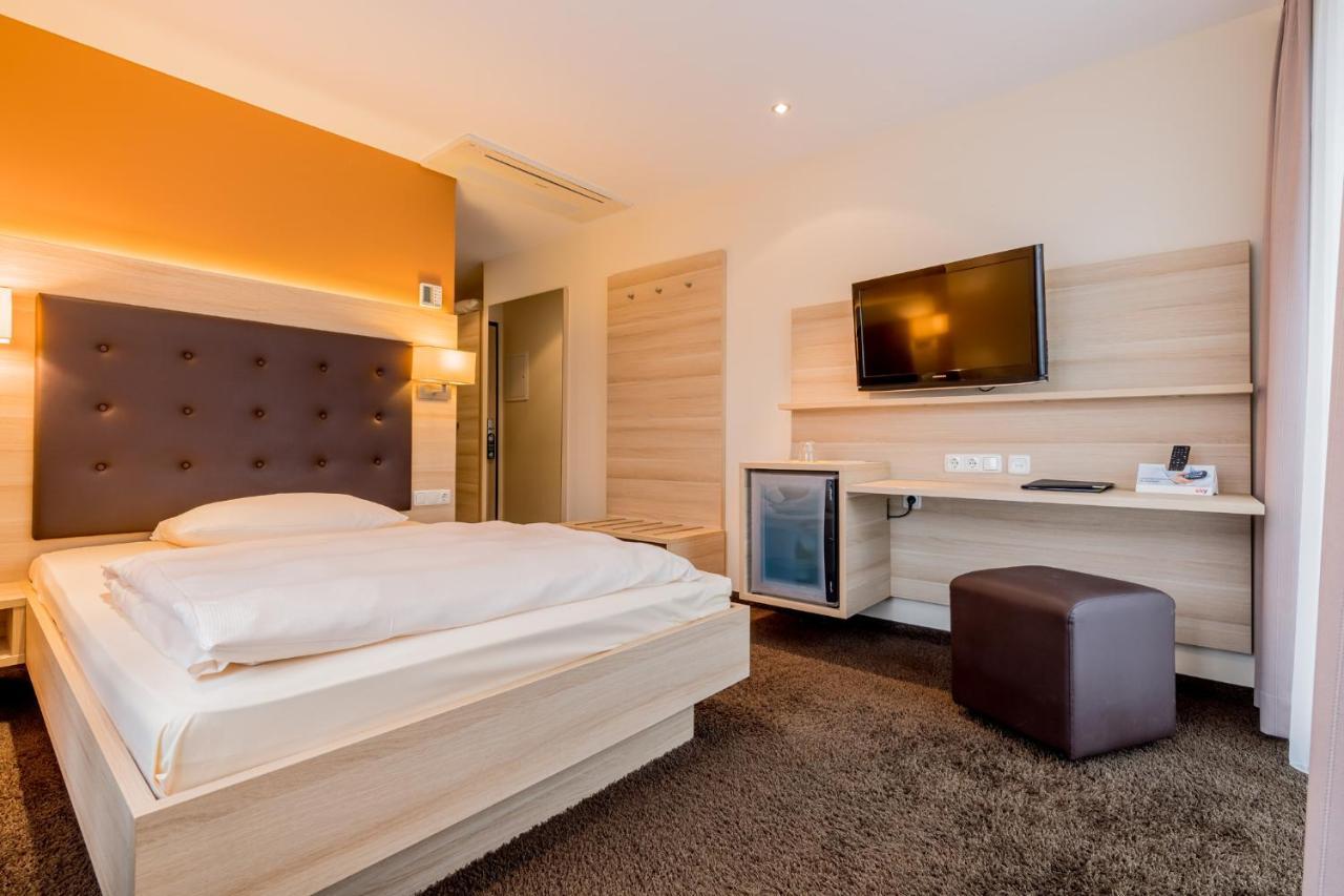 Hotel Bacchus Bensheim Ngoại thất bức ảnh