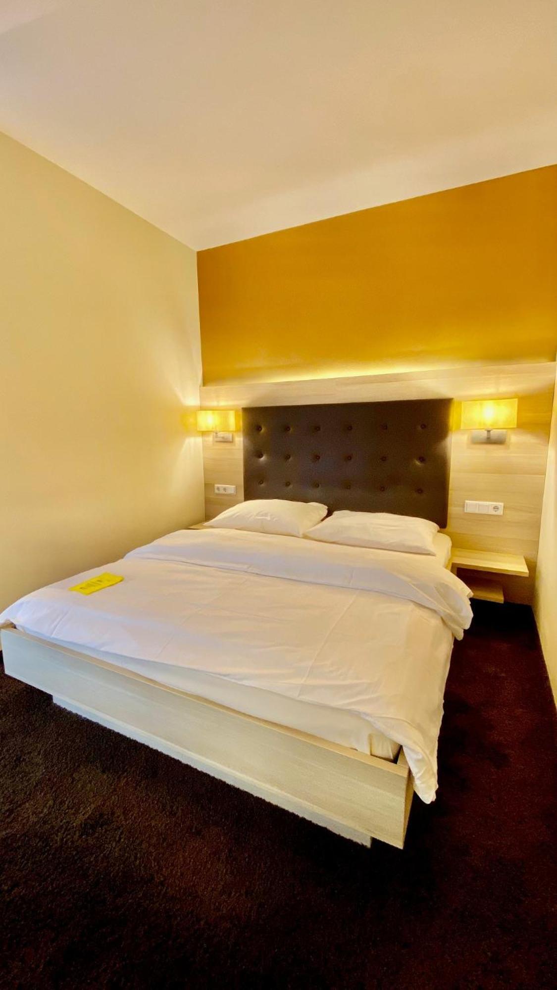 Hotel Bacchus Bensheim Phòng bức ảnh