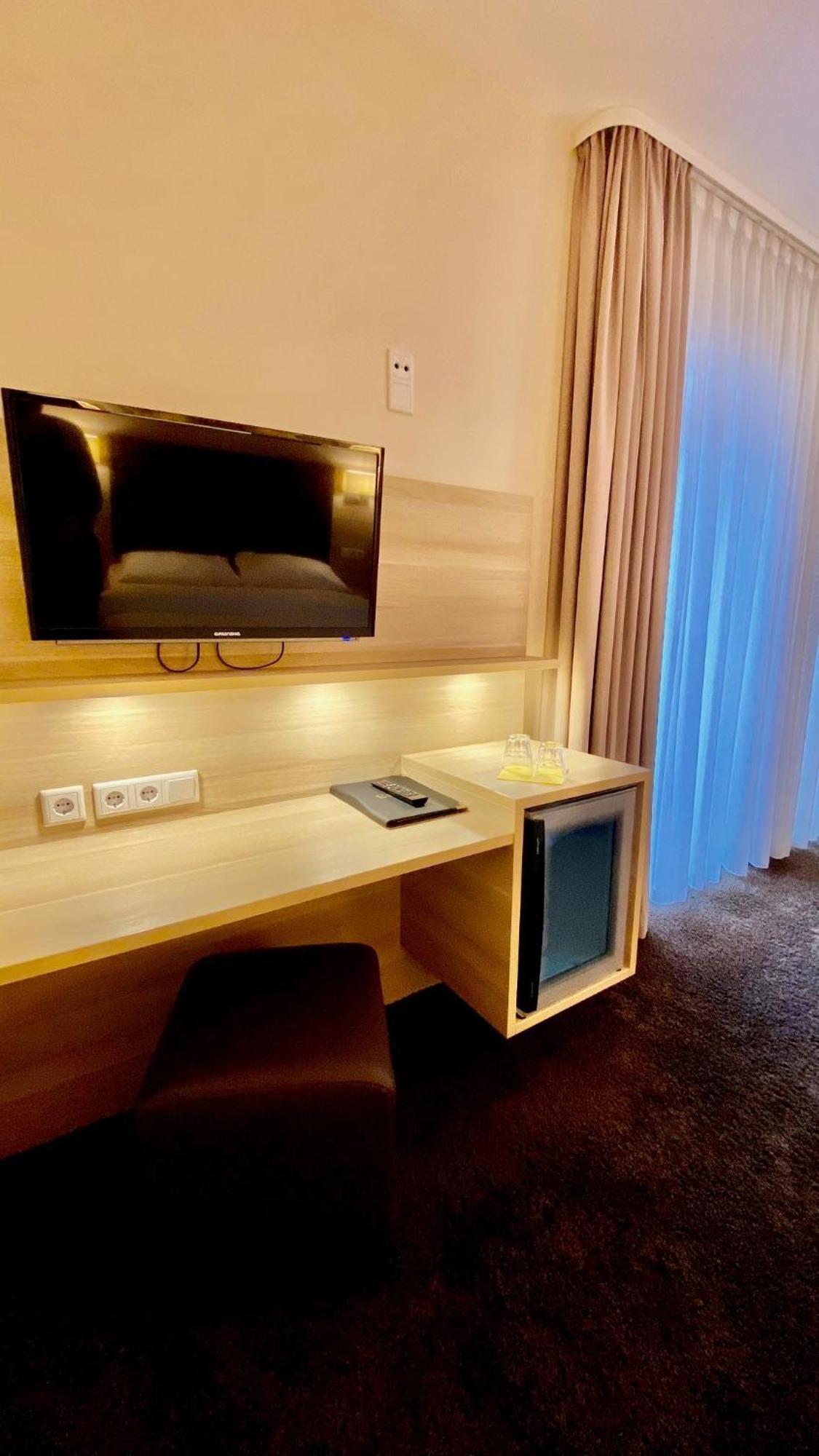 Hotel Bacchus Bensheim Phòng bức ảnh